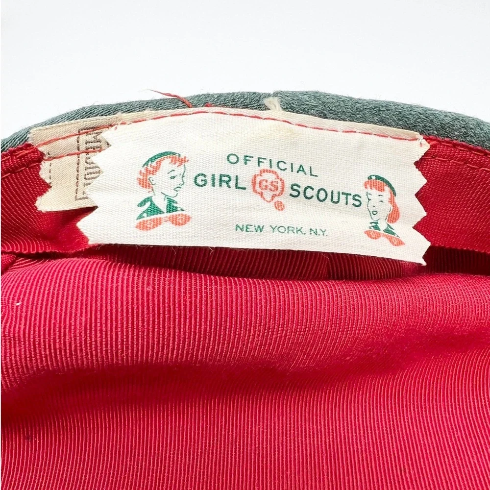 Girl Scouts Vintage Green Beret Hat ‎ Size Medium Trefoil Logo GS Monogram